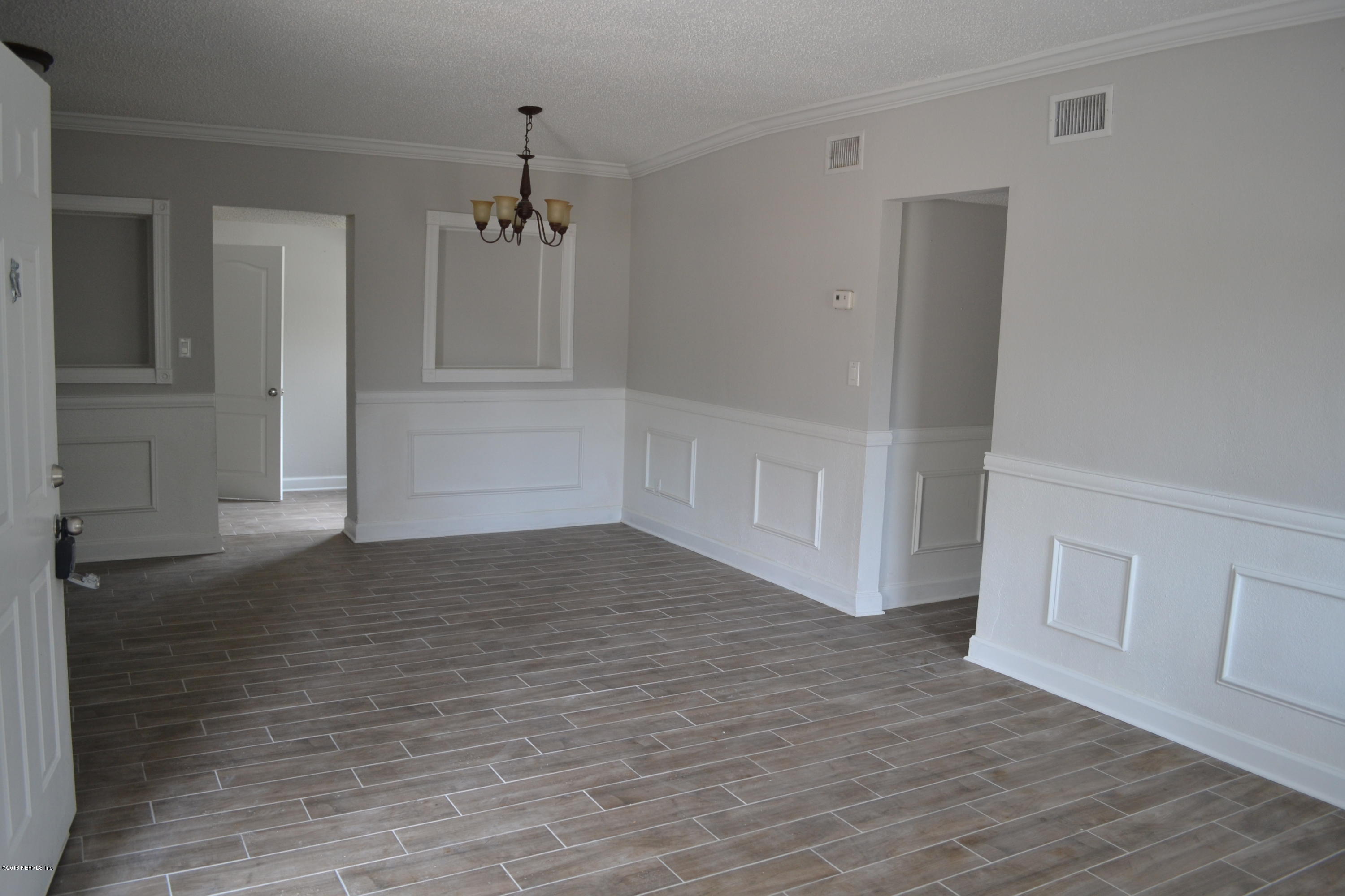 8904 Ricardo Lane Jacksonville, FL 32216 - Photo 3 of 15 Great Room