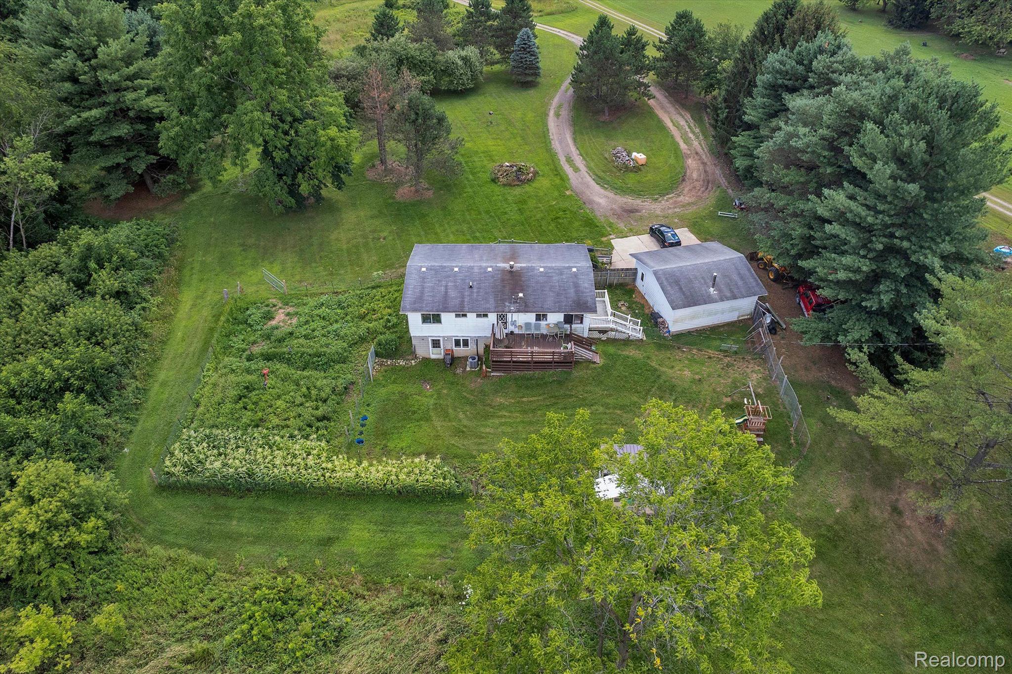 5130 Vines Road Howell, MI 48843 - Photo 35 of 46 Aerial View