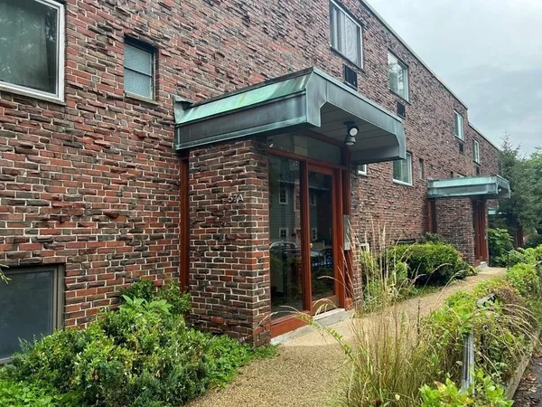 $2,900 | 57 A St Paul Street, Unit 20, Brookline, MA 02446