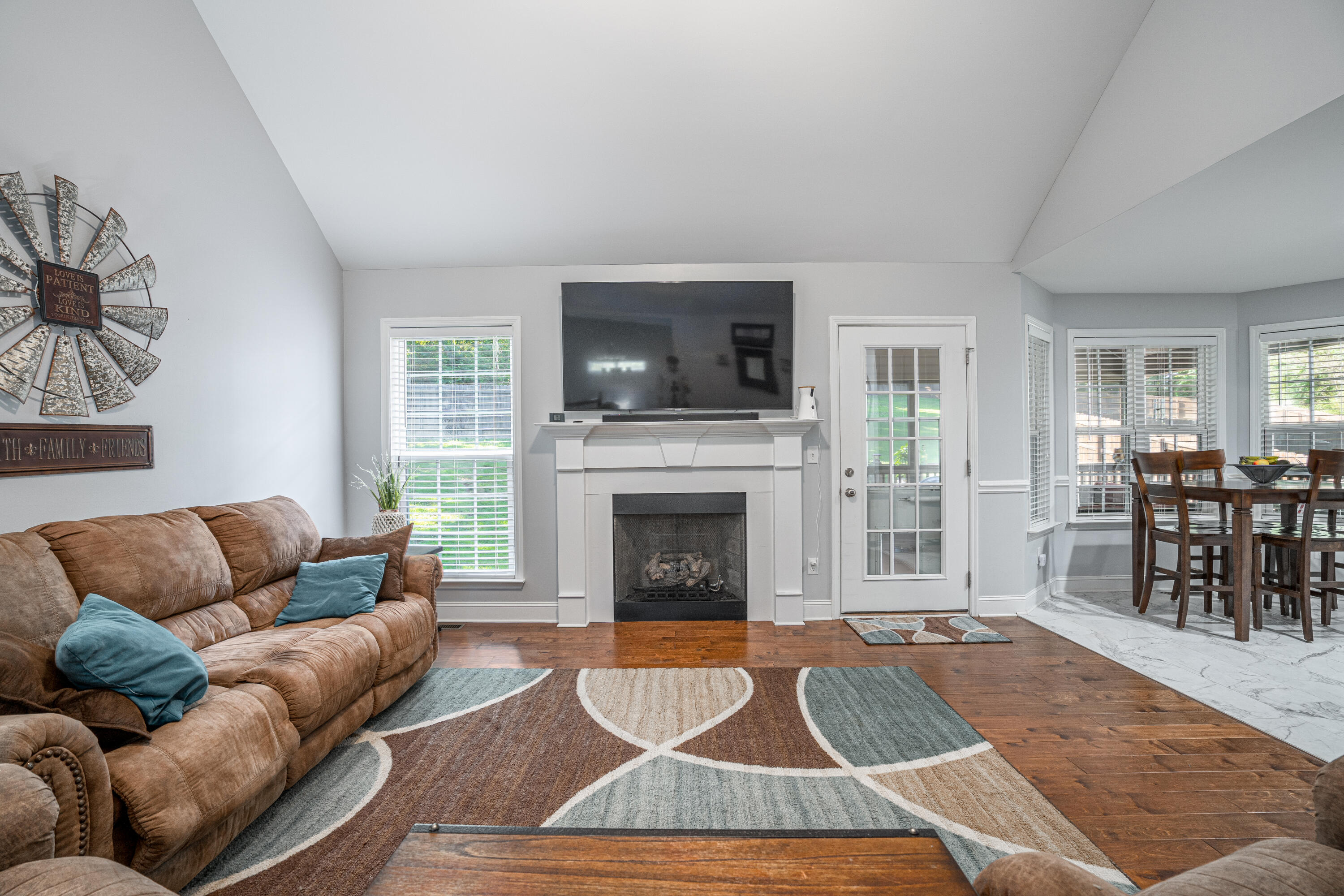 917 Sequoyah Road Soddy Daisy, TN 37379 - Photo 9 of 36 Open Floor plan