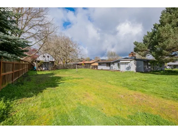 $320,000 | 341 Northeast Cambridge Circle, Corvallis, OR 97330