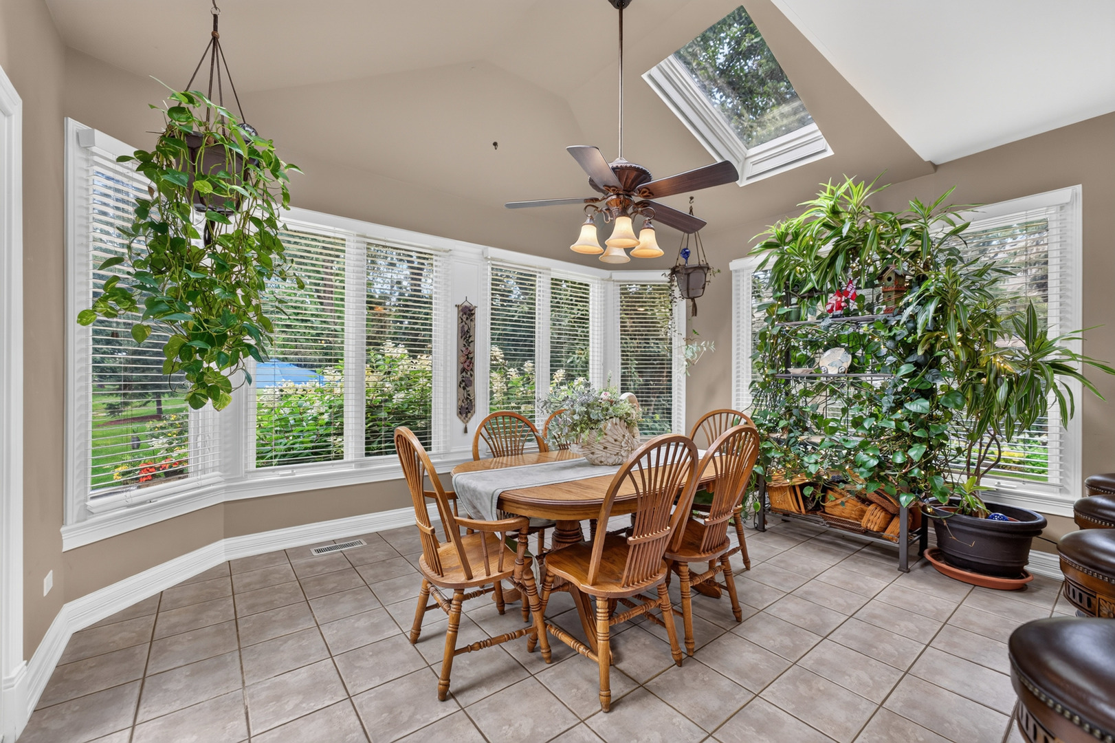 451 Courtney Circle Sugar Grove, IL 60554 - Photo 26 of 102 Gallery Image 26