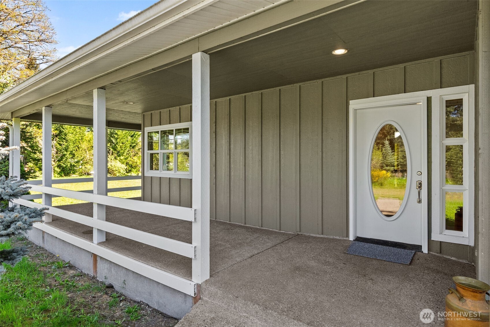 18945 Ivan Street Southwest Rochester, WA 98579 - Photo 3 of 40