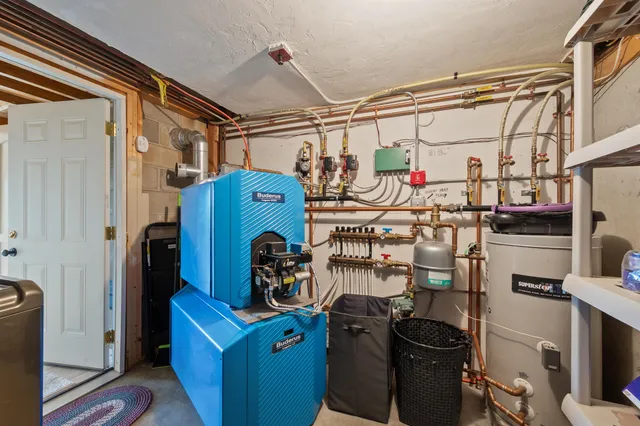 $940,000 | 151 Brock Hill Road, Bristol, NH 03222