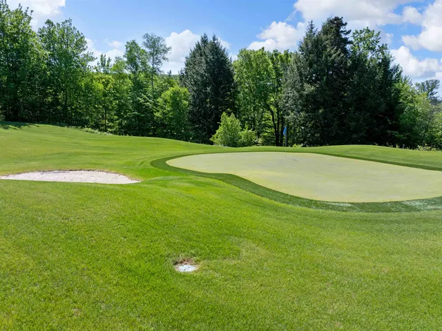 $940,000 | 151 Brock Hill Road, Bristol, NH 03222