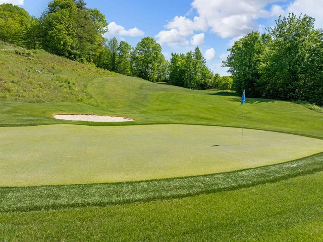 $940,000 | 151 Brock Hill Road, Bristol, NH 03222