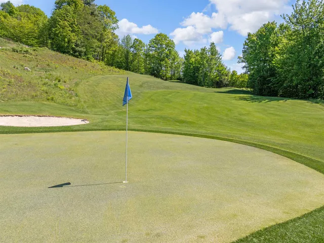 $940,000 | 151 Brock Hill Road, Bristol, NH 03222