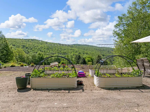 $940,000 | 151 Brock Hill Road, Bristol, NH 03222