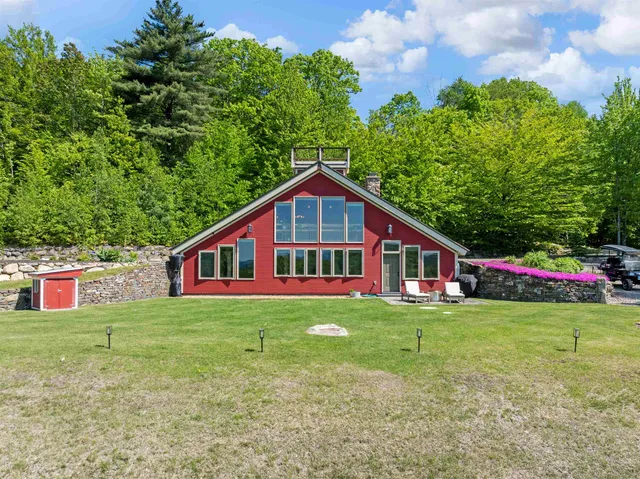 $940,000 | 151 Brock Hill Road, Bristol, NH 03222