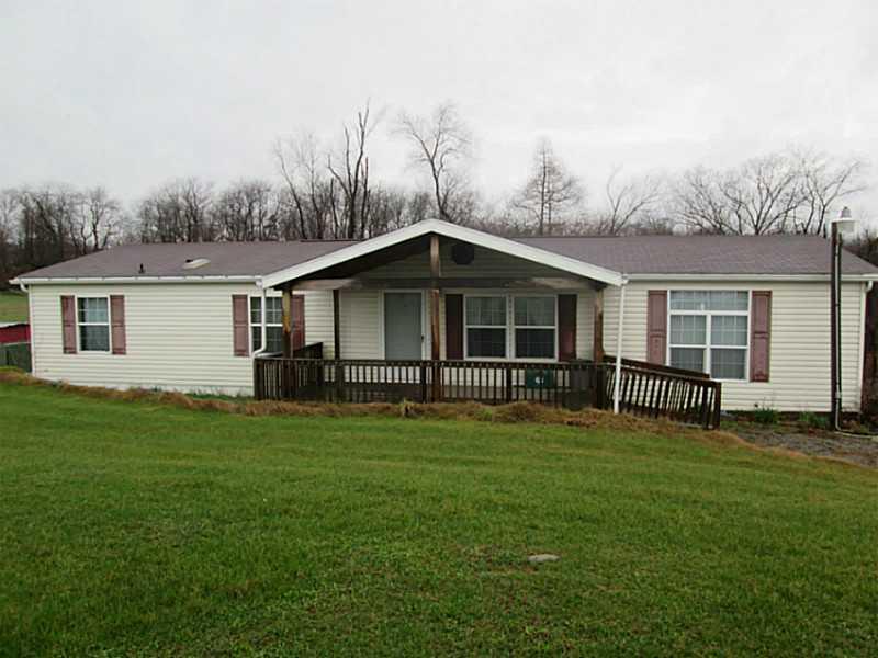 429 Bonniebrook Road Butler, PA 16002 - Photo 2 of 20 Exterior Front.