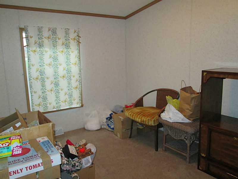 429 Bonniebrook Road Butler, PA 16002 - Photo 16 of 20 Bedroom.