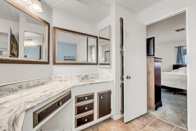 $87,000 | 2627 West Midvalley Avenue, Unit 10, Visalia, CA 93277