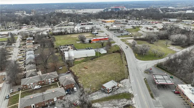 $125,000 | 3407 Blue Ridge Cutoff, Independence, MO 64052