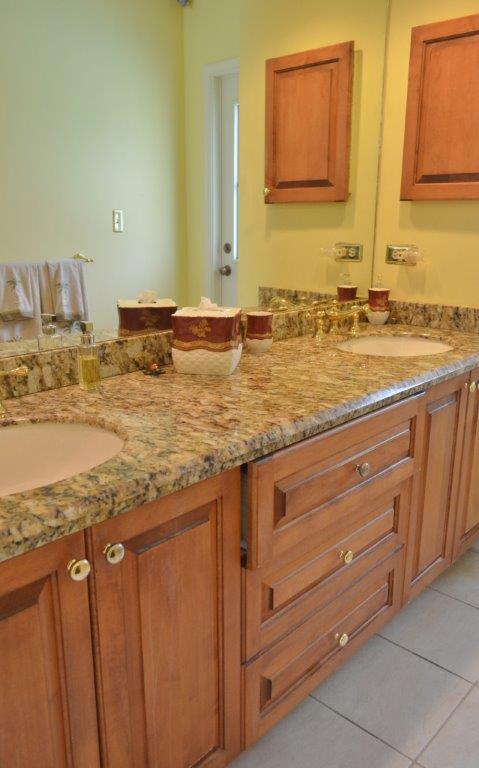 22235 Waterside Drive Boca Raton, FL 33428 - Photo 21 of 39 Master Vanity