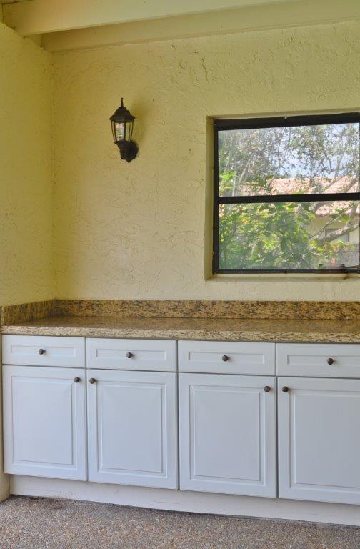 22235 Waterside Drive Boca Raton, FL 33428 - Photo 30 of 39 Wet Bar