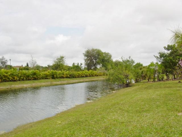 22235 Waterside Drive Boca Raton, FL 33428 - Photo 37 of 39 Waterfront