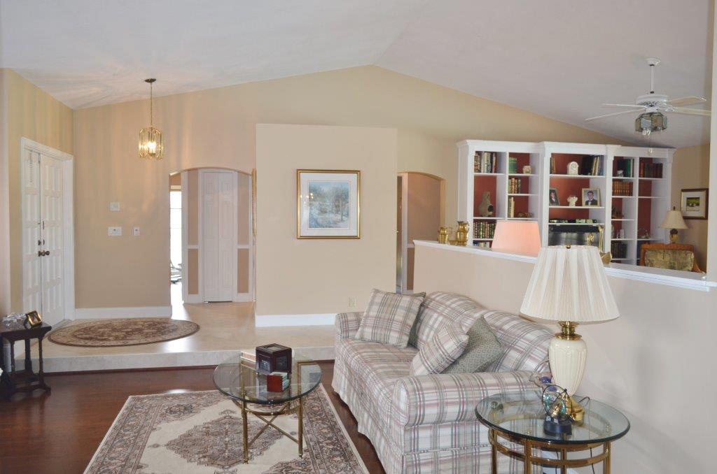 22235 Waterside Drive Boca Raton, FL 33428 - Photo 5 of 39 Living Room