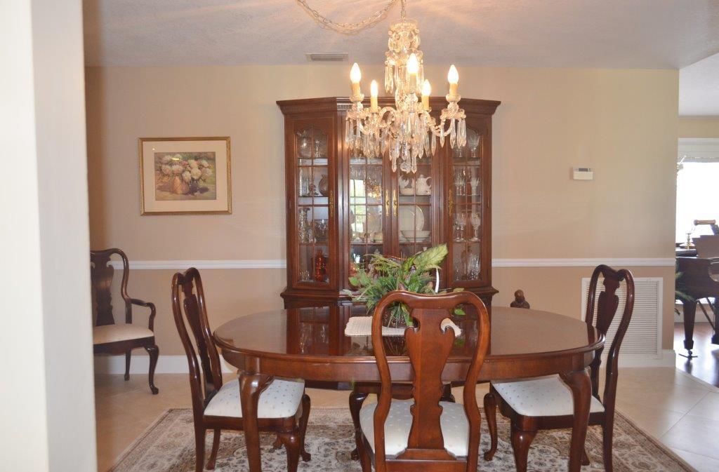 22235 Waterside Drive Boca Raton, FL 33428 - Photo 7 of 39 Dining Room
