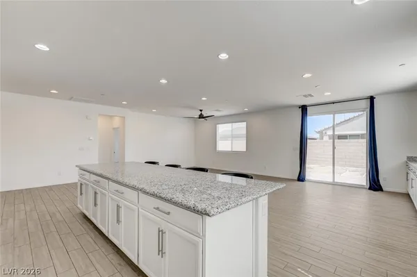 $2,800 | 756 Cadence View Way, Henderson, NV 89011