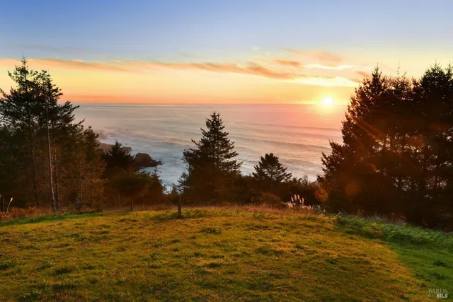 $75,000 | 7 Seaview Point, Whitethorn, CA 95589