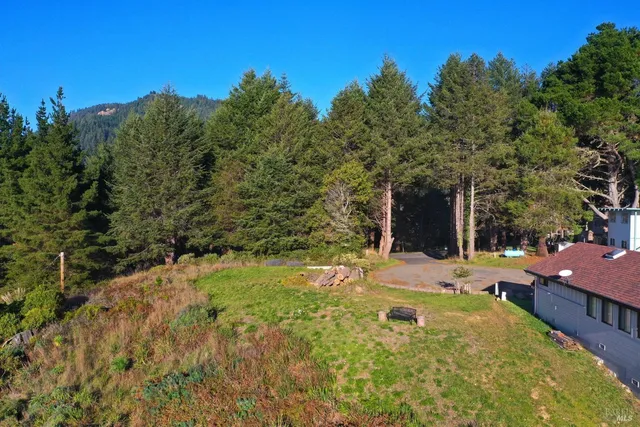 $75,000 | 7 Seaview Point, Whitethorn, CA 95589