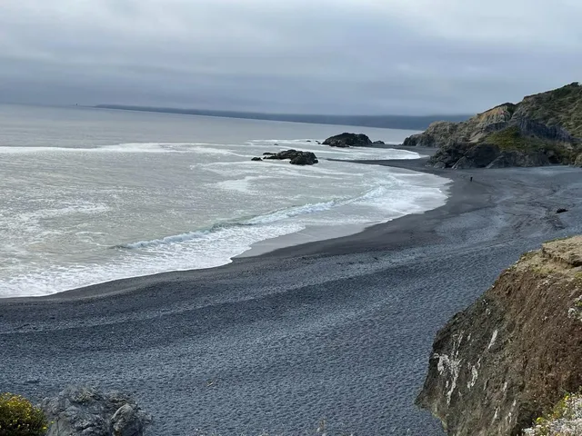 $75,000 | 7 Seaview Point, Whitethorn, CA 95589