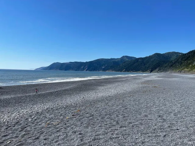 $75,000 | 7 Seaview Point, Whitethorn, CA 95589