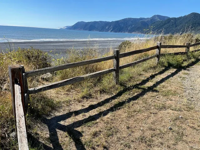 $75,000 | 7 Seaview Point, Whitethorn, CA 95589