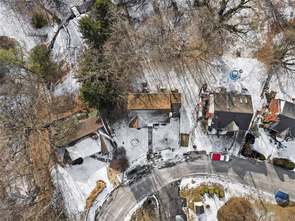 27 Ehle Avenue Coraopolis, PA 15108 - Photo 36 of 44