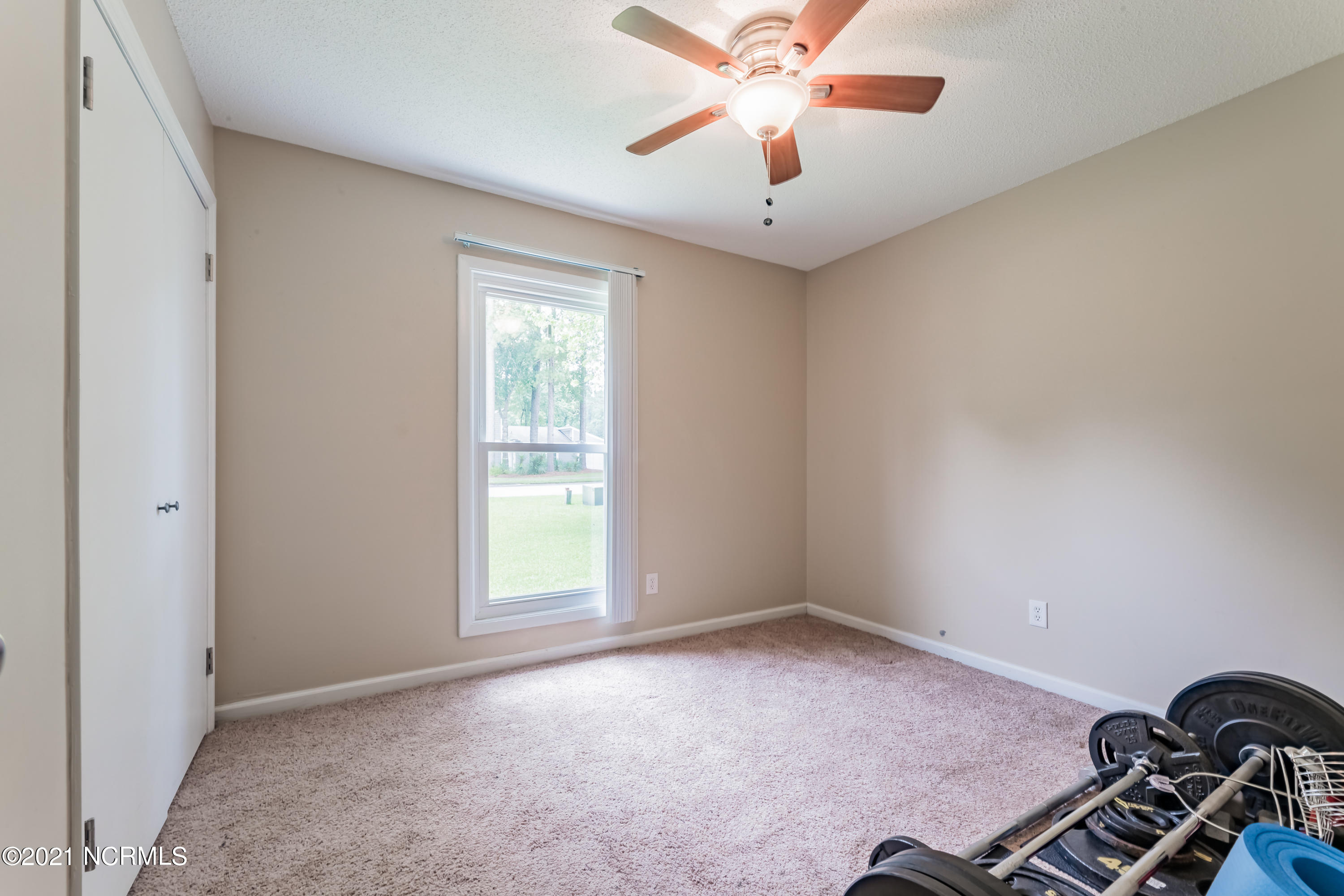 614 Shadowridge Road Jacksonville, NC 28546 - Photo 27 of 39 27BED3