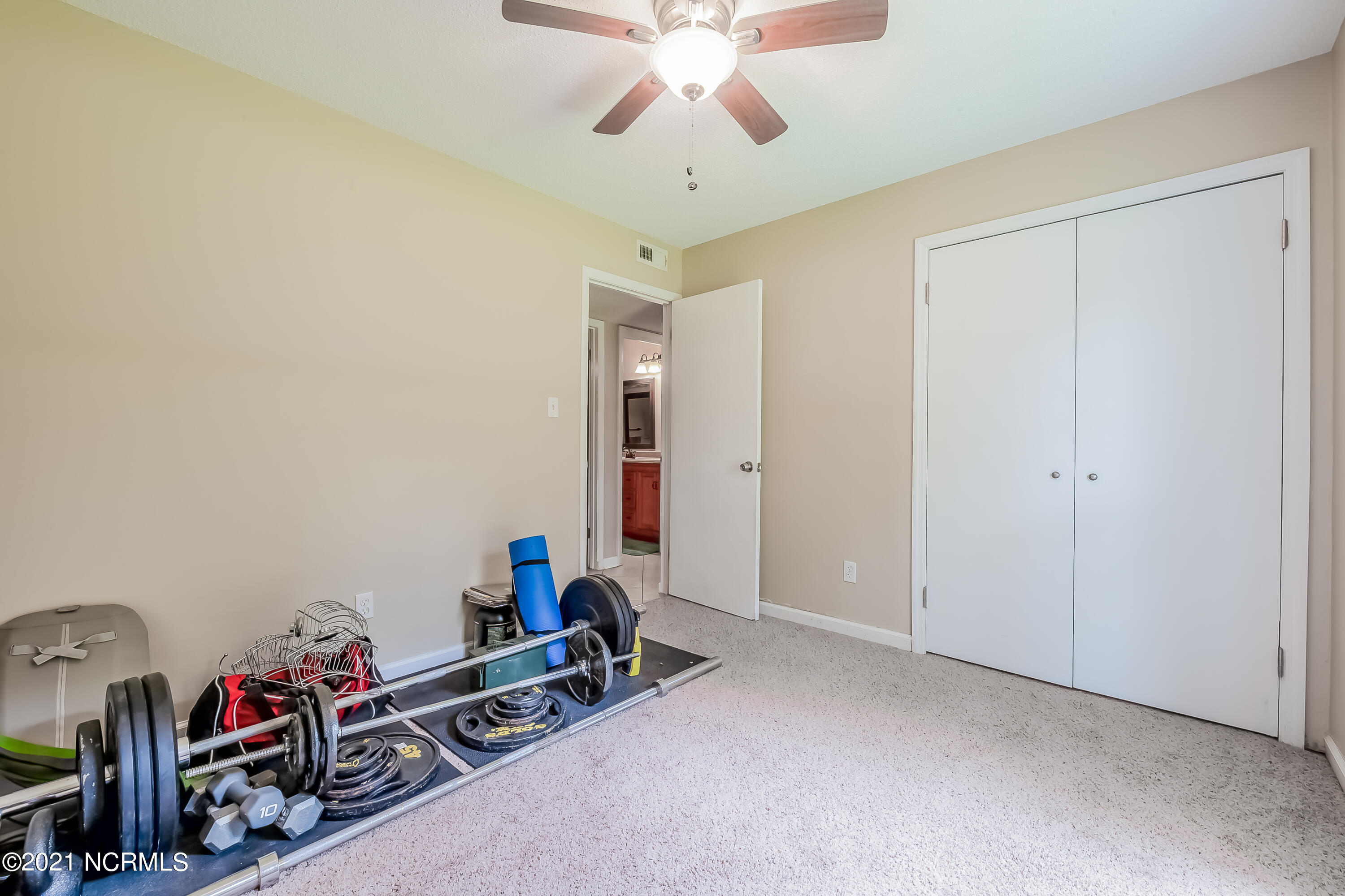 614 Shadowridge Road Jacksonville, NC 28546 - Photo 29 of 39 29BED3