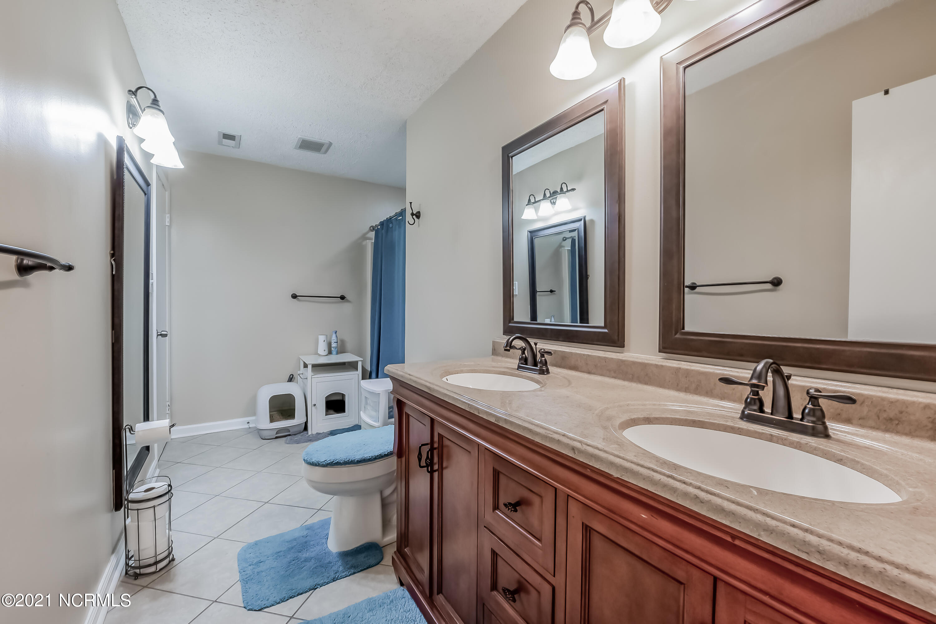 614 Shadowridge Road Jacksonville, NC 28546 - Photo 32 of 39 32FULLBATH