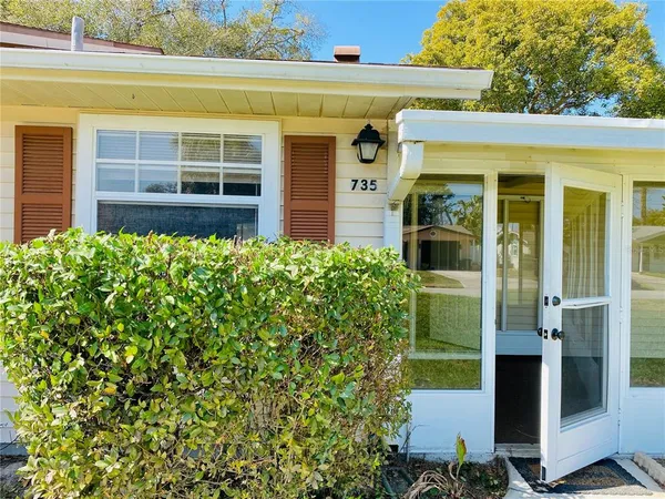 $1,800 | 735 Sixth Street, Port Orange, FL 32129