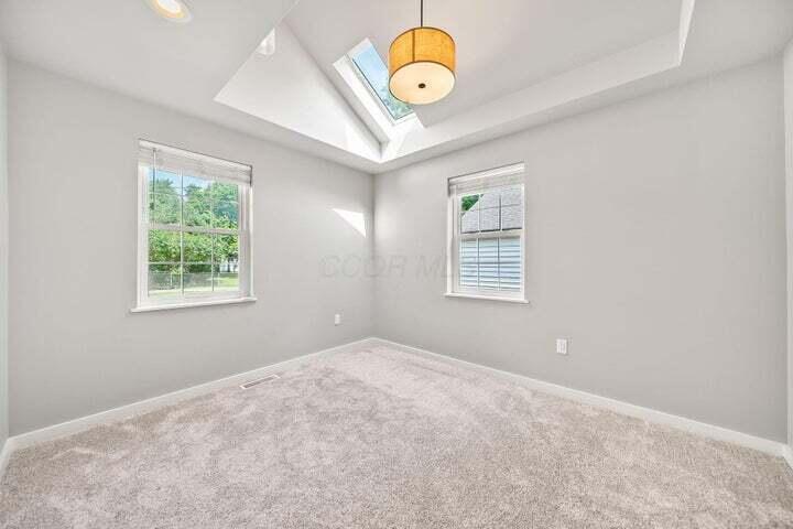 2698 Ruhl Avenue Columbus, OH 43209 - Photo 30 of 45
