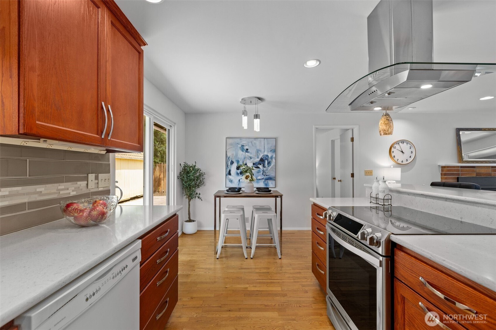 2507 Vashon Court Northeast Renton, WA 98059 - Photo 14 of 40