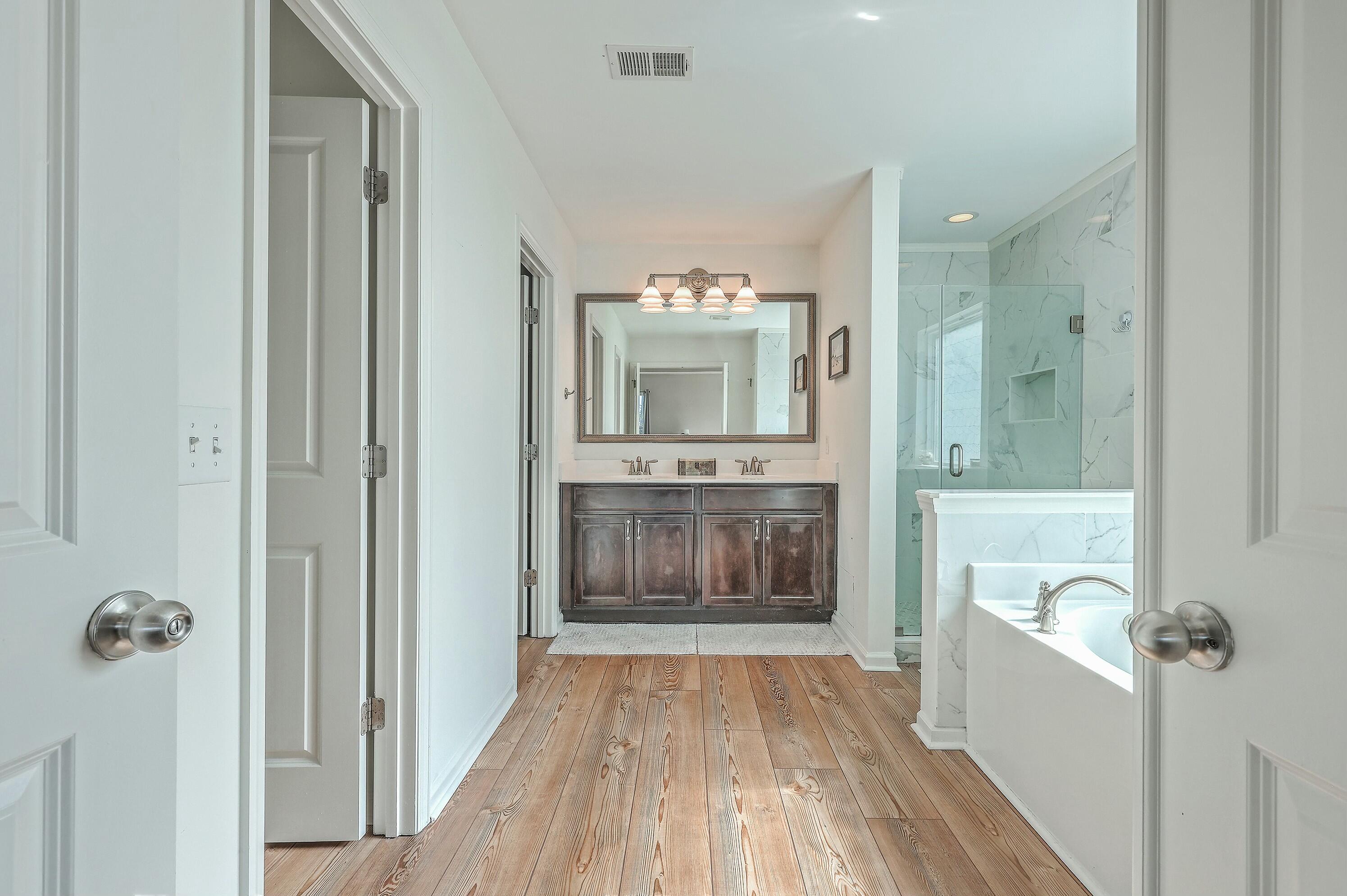 218 Alpine Road Summerville, SC 29485 - Photo 23 of 38 Owners bathroom