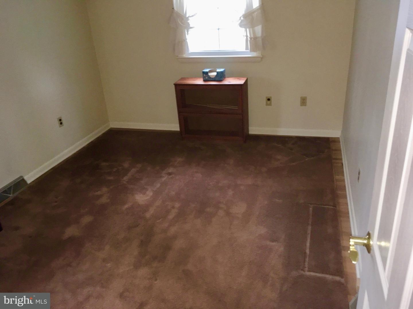 923 Pitt Road Cheltenham, PA 19012 - Photo 9 of 11 Bedroom 2