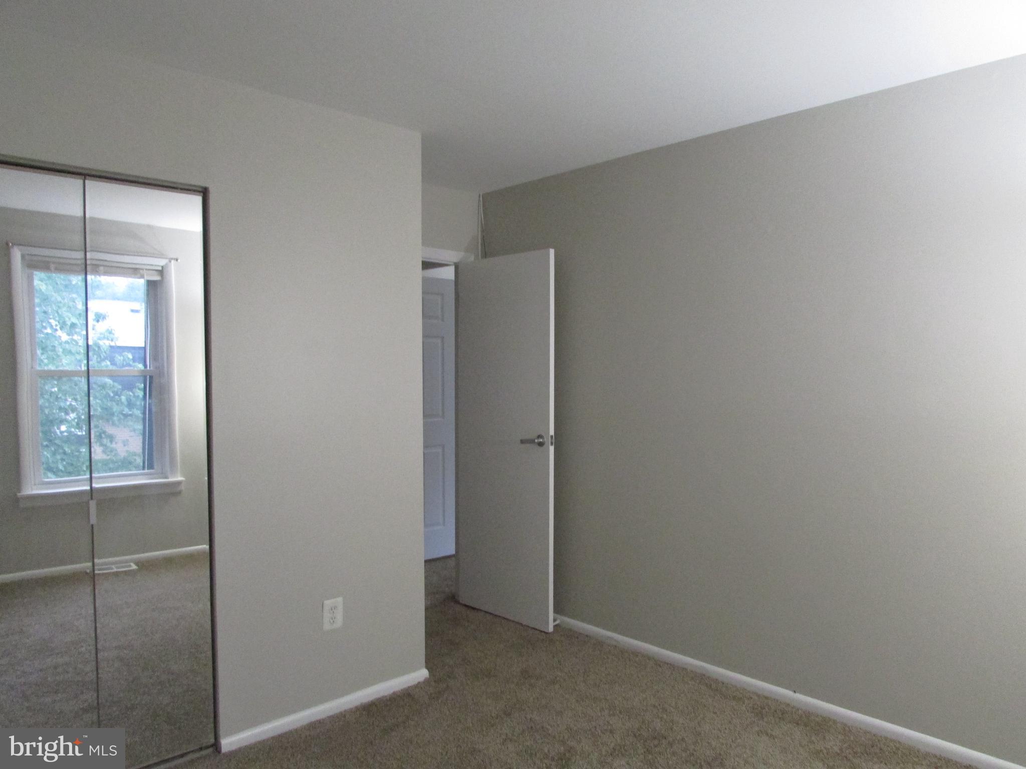 1027 Harbour Drive Palmyra, NJ 08065 - Photo 9 of 16 a view of an empty room