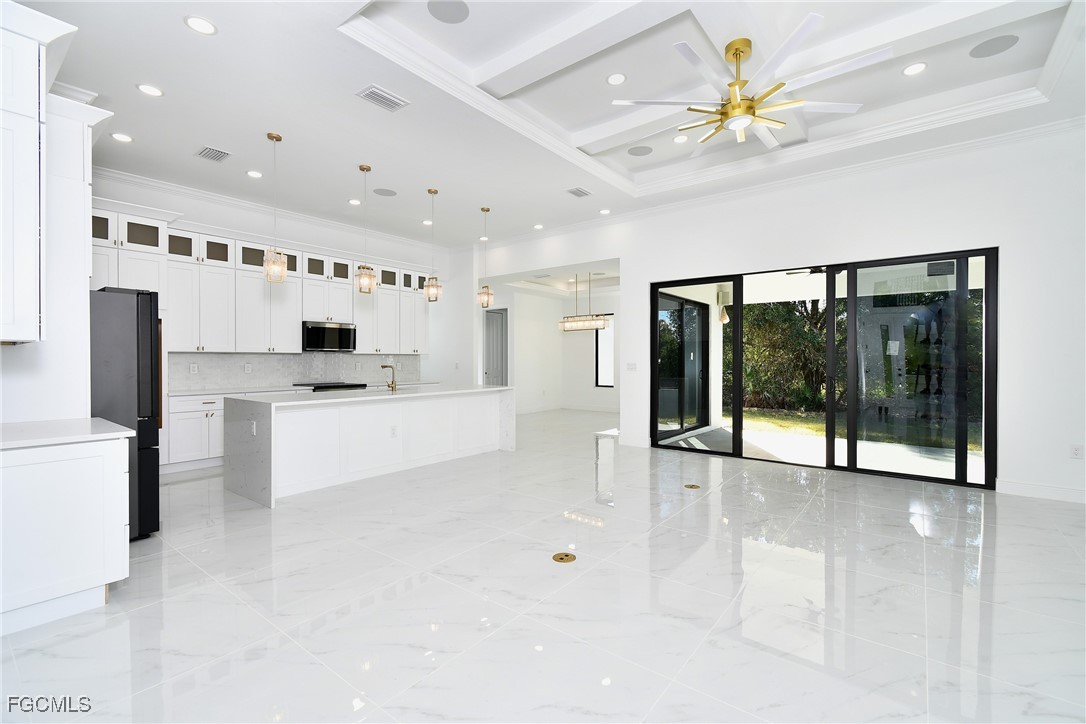 4119 9th Street Southwest Lehigh Acres, FL 33976 - Photo 8 of 50