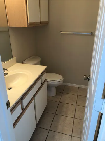 $1,095 | 3903 Law Street, Unit 5, Houston, TX 77005