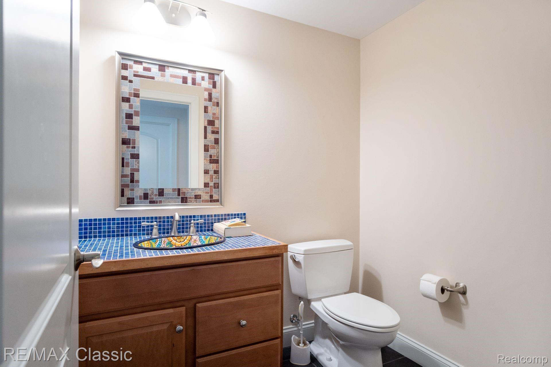 5440 North Latson Road Howell, MI 48855 - Photo 42 of 50 43.jpg