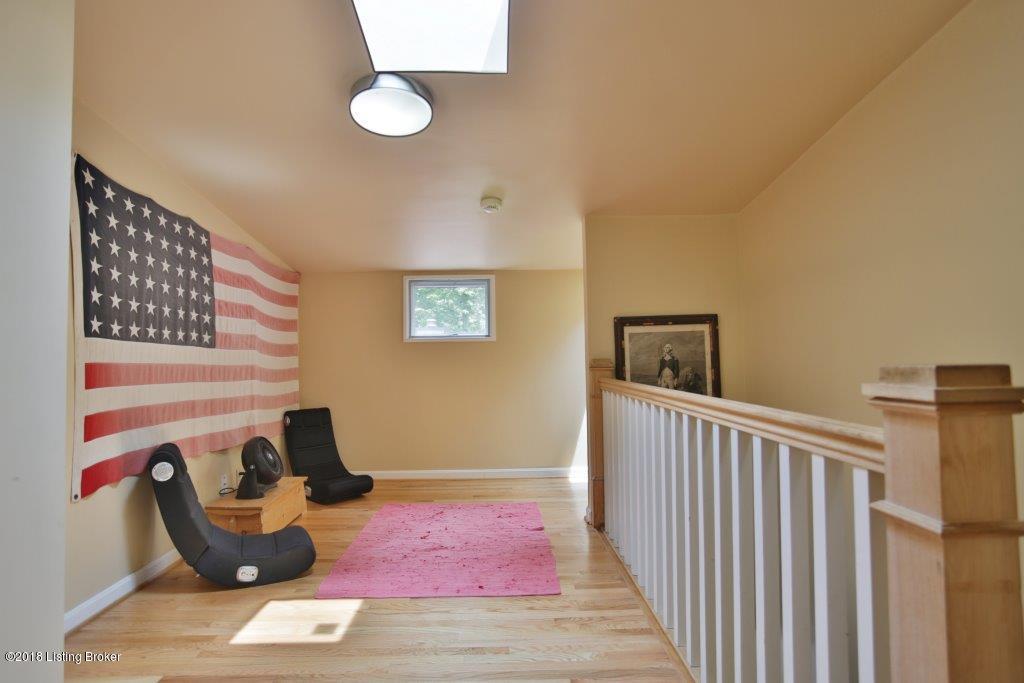 11111 Beech Road Anchorage, KY 40223 - Photo 27 of 48 The upstairs landing is the perfect spot for all those game consoles!