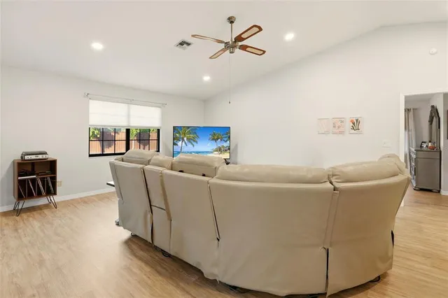 $345,000 | 336 Gulf Breeze Boulevard, Venice, FL 34293