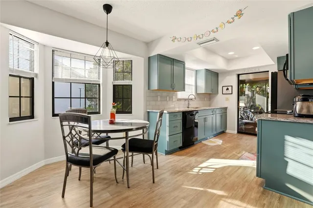 $345,000 | 336 Gulf Breeze Boulevard, Venice, FL 34293