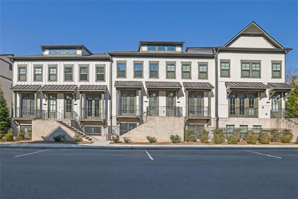 2376 Provence Park Way Decatur, GA 30033 - Photo 3 of 41 Gallery Image 3