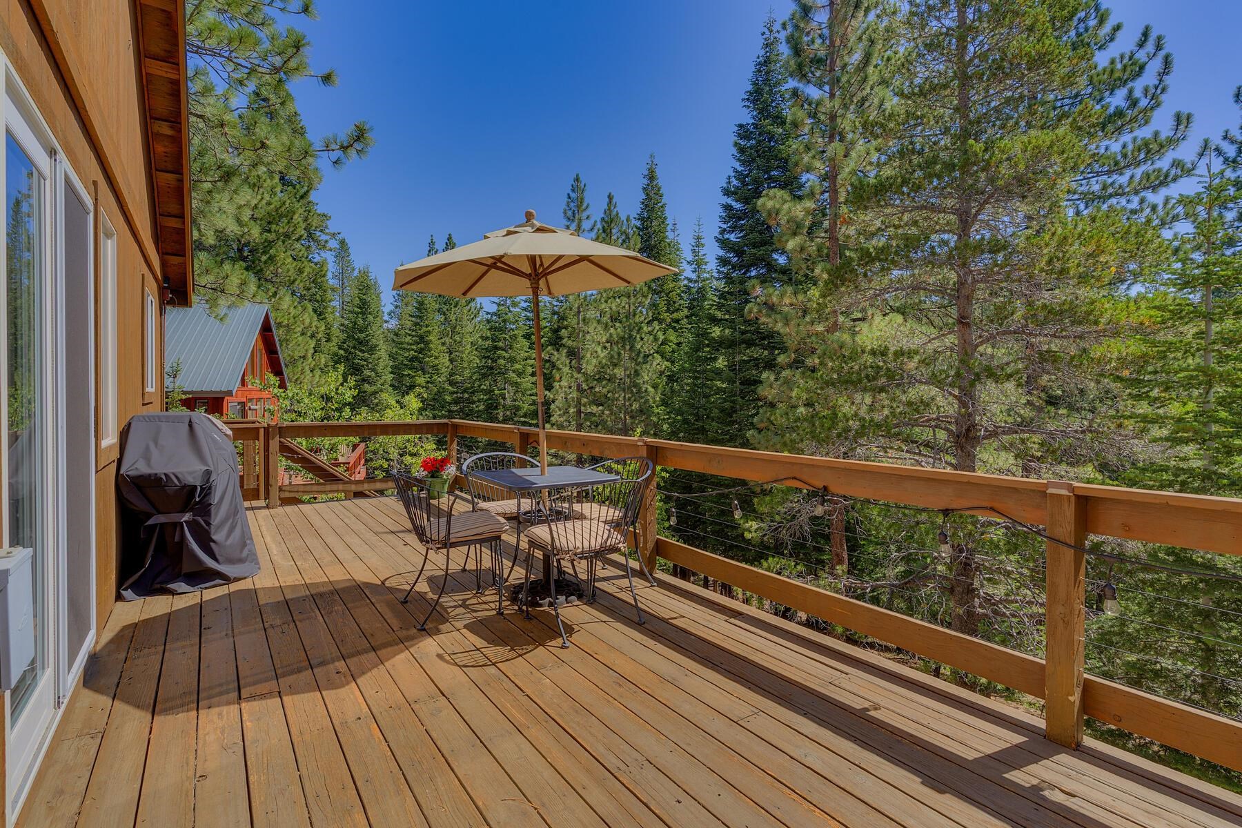 11511 Baden Road Truckee, CA 96161 - Photo 14 of 28 a view of balcony with furniture