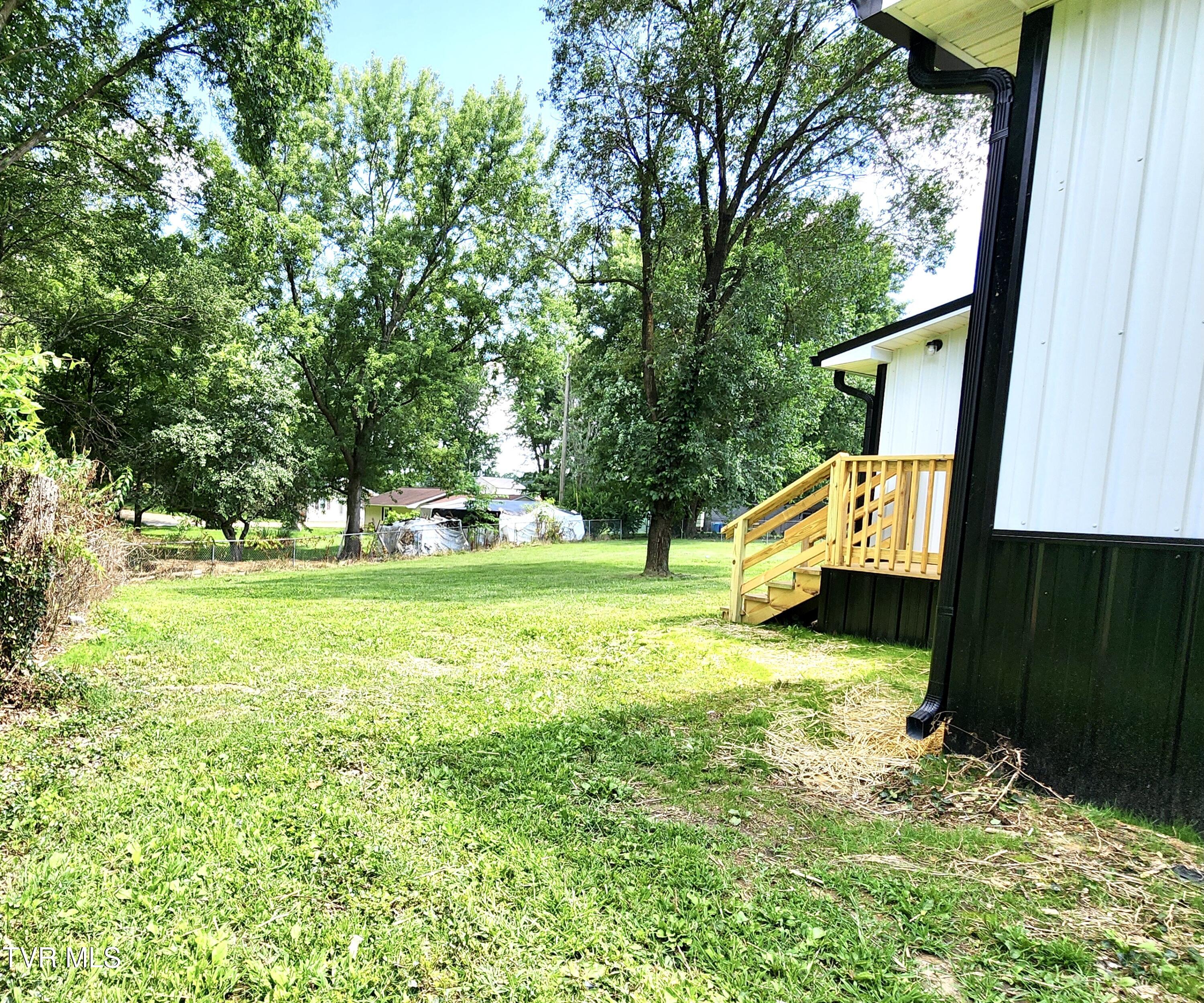 395 Sam Aiken Road Telford, TN 37690 - Photo 4 of 18 IMG_9787