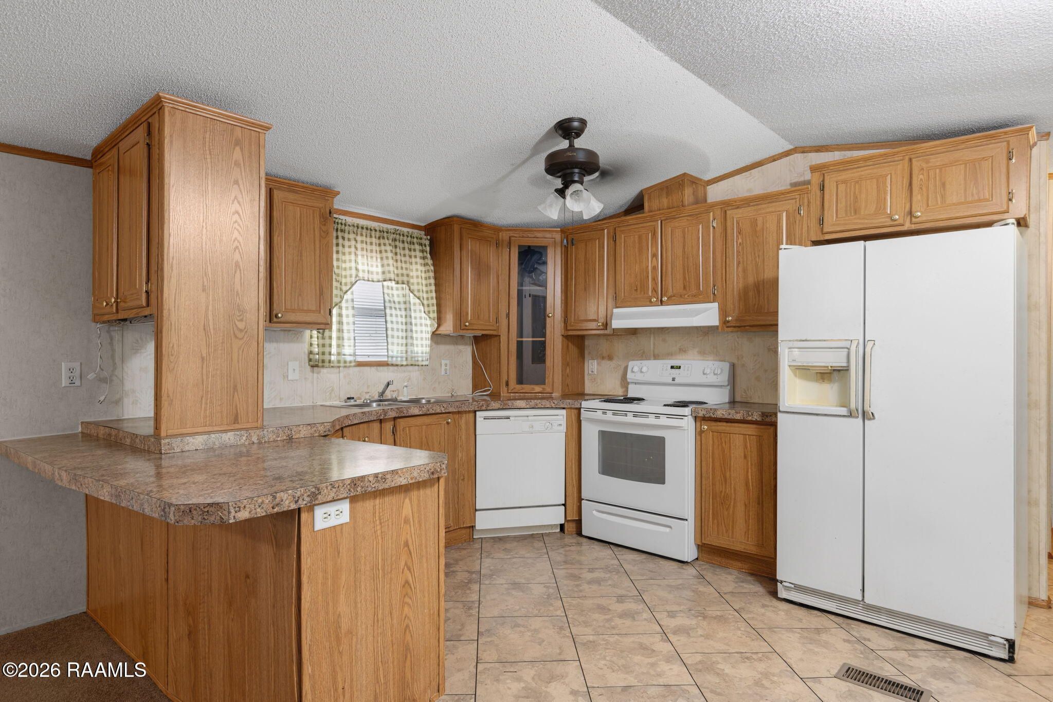 160 Gayle Drive Church Point, LA 70525 - Photo 5 of 30 6-web-or-mls-160 Gayle Dr-6