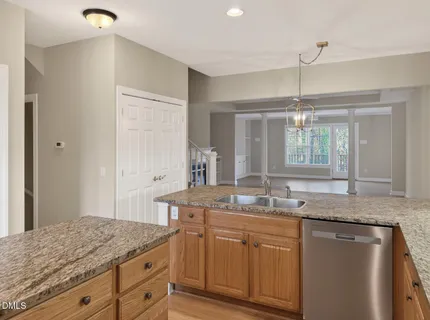$675,000 | 4724 Ludwell Branch Court, Raleigh, NC 27612