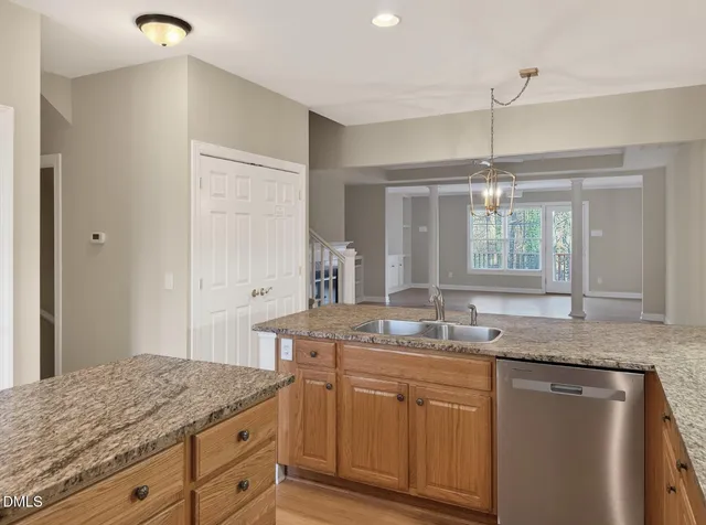 $675,000 | 4724 Ludwell Branch Court, Raleigh, NC 27612